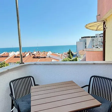 In Ralitsa, Sveti Vlas